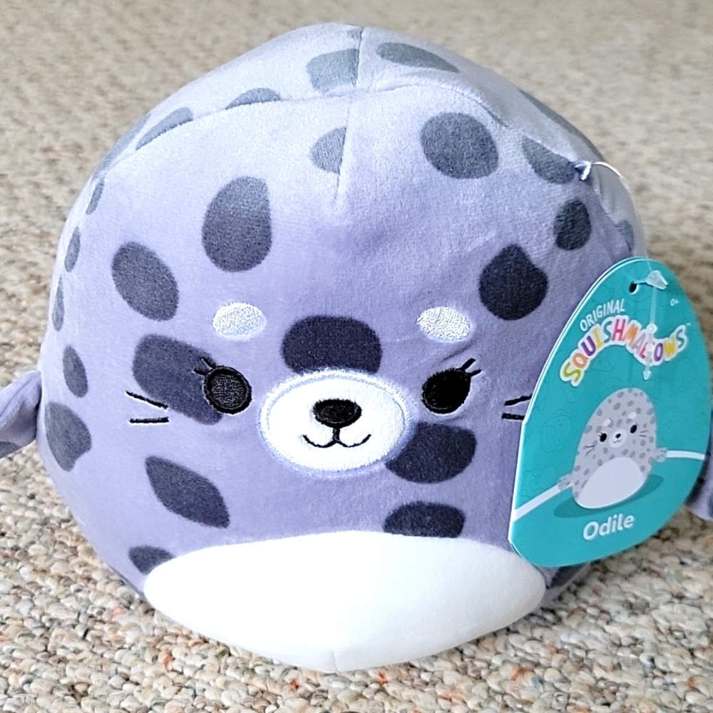 SQUISHMALLOW - ODILE THE SEAL